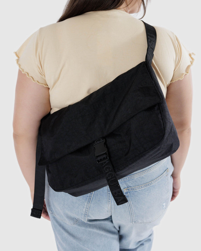 BAGGU PRODUCTS Nylon Messenger Bag - Black
