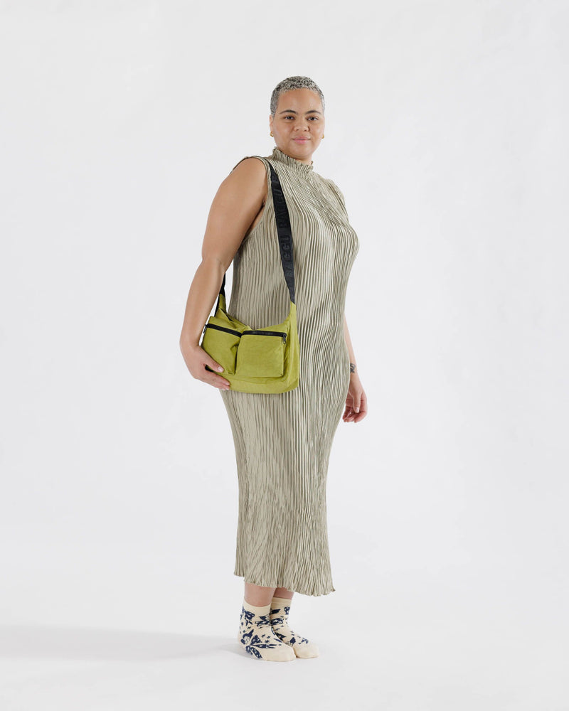 BAGGU.com  Medium Cargo Crossbody - Lemongrass
