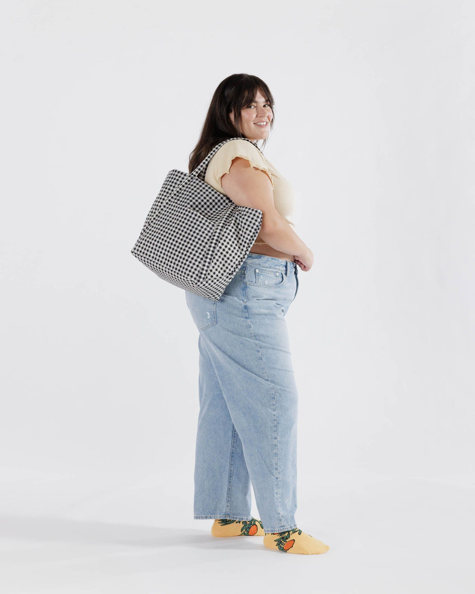 BAGGU Travel Cloud Bag - Black & White Gingham