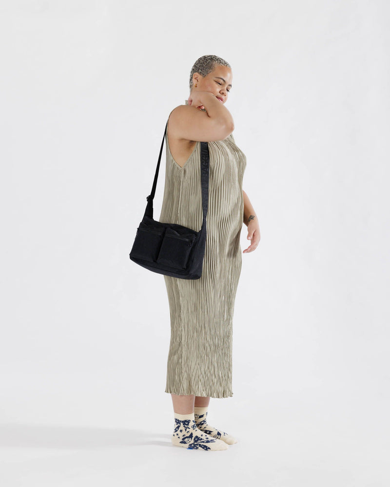 BAGGU  Medium Cargo Crossbody - Black